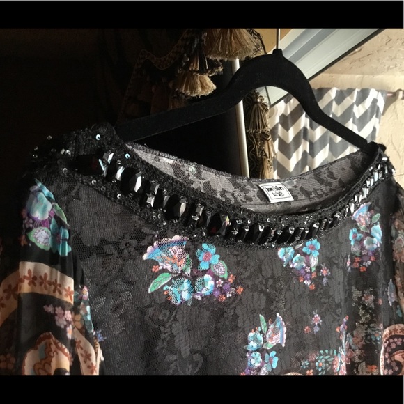 Custom Multicolored Lace Off The Shoulder Top - Picture 2 of 3